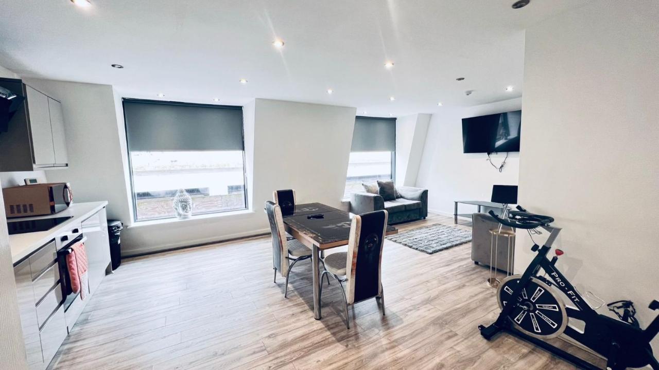 Kinetic Stays - Liverpool Apartments Phòng bức ảnh
